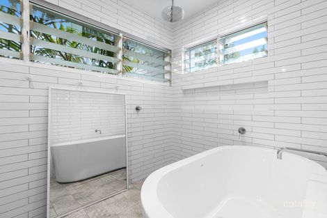 Property photo of 2/16 Armstrong Street Suffolk Park NSW 2481