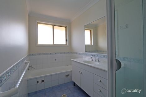 Property photo of 2/27 Warner Avenue Wyong NSW 2259