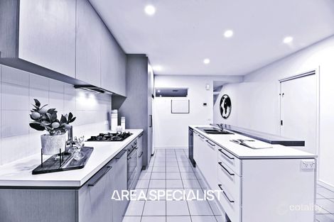 Property photo of 50 Dresden Drive Waterways VIC 3195