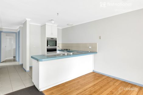 Property photo of 25B Thames Boulevard Werribee VIC 3030
