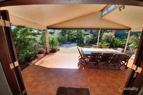 Property photo of 17 Furlong Street Indooroopilly QLD 4068