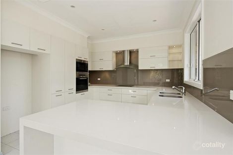 Property photo of 8 Edgecliff Road Glenhaven NSW 2156