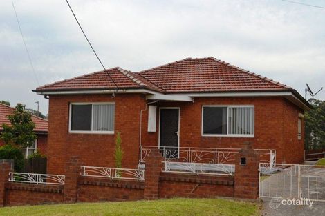 42 Lake Heights Rd, Lake Heights, NSW 2502