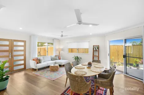7a Saint Crispin St, Clifton Beach, QLD 4879