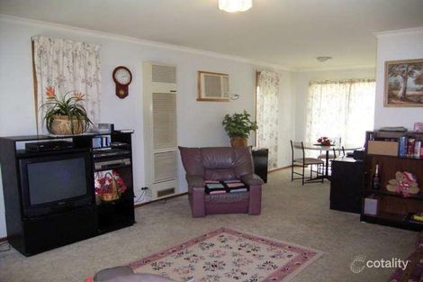 Property photo of 2/615 Prune Street Lavington NSW 2641