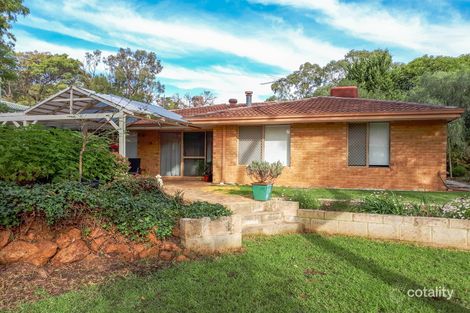50 Glyde Rd, Lesmurdie, WA 6076