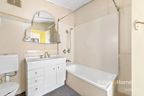 Property photo of 22 Alpha Road Woy Woy NSW 2256