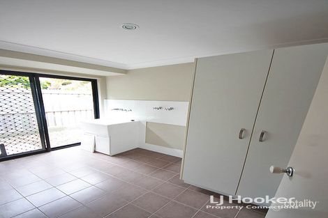 Property photo of 31 Skipton Circuit Kallangur QLD 4503