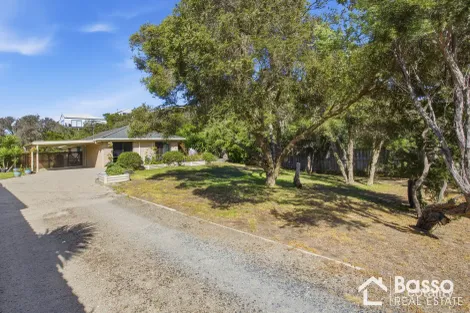 311 Sandy Rd, St Andrews Beach, VIC 3941