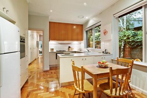 Property photo of 8/209 Kooyong Road Toorak VIC 3142
