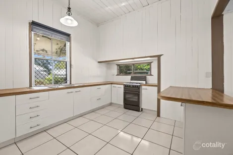 Property photo of 1 Spring Street East Ipswich QLD 4305