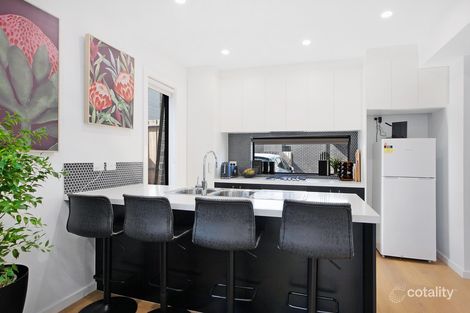 Property photo of 7/6 McComas Street Reservoir VIC 3073