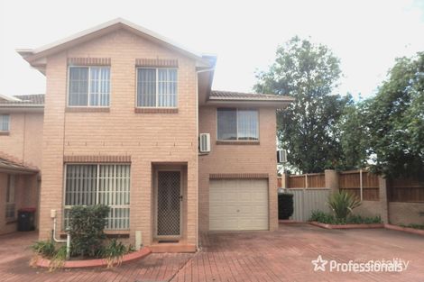 Property photo of 13/12 Pine Road Casula NSW 2170