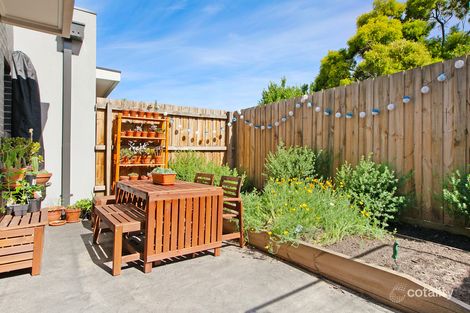 Property photo of 7/6 McComas Street Reservoir VIC 3073
