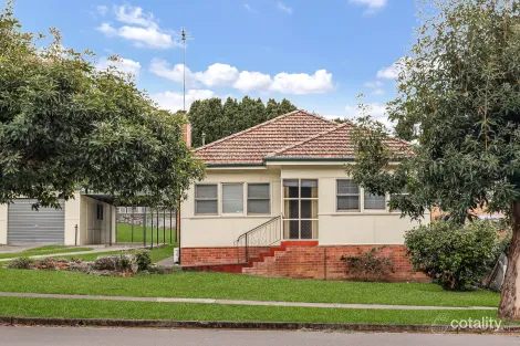 5 Blaxland Ave, Penrith, NSW 2750