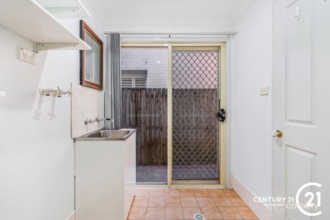 Property photo of 28 Montella Place Prestons NSW 2170
