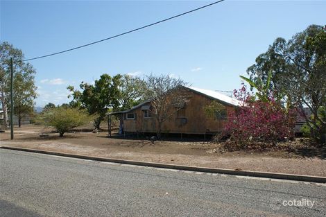 1 Evans St, St Lawrence, QLD 4707