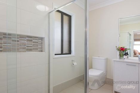 Property photo of 10 Sienna Circuit Yarrabilba QLD 4207