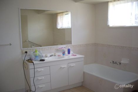 Property photo of 6 Settlers Way Raceview QLD 4305