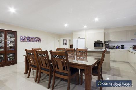 Property photo of 35 Quarters Boulevard Cranbourne West VIC 3977