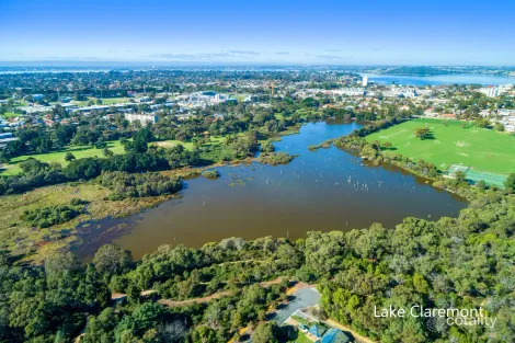 Property photo of 11 Mayfair Street Mount Claremont WA 6010