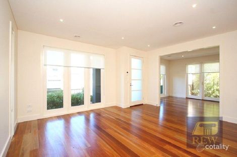 Property photo of 5 Cumberland Drive Maribyrnong VIC 3032