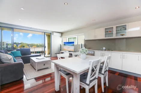 Property photo of 21/35-41 Sturdee Parade Dee Why NSW 2099