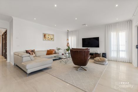 Property photo of 10 Spraypoint Drive Point Cook VIC 3030