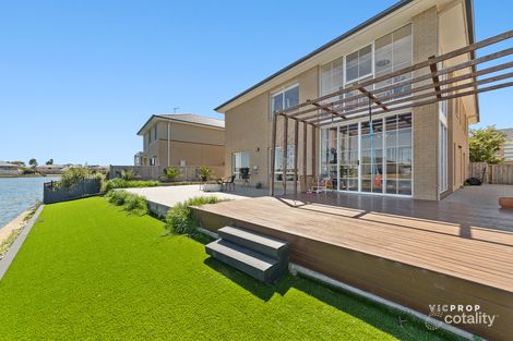Property photo of 10 Spraypoint Drive Point Cook VIC 3030