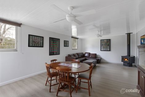 Property photo of 26 Frontignan Street Eschol Park NSW 2558