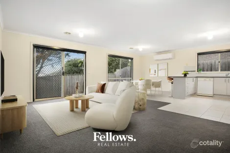 Property photo of 8/108 Ahern Road Pakenham VIC 3810