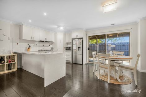 Property photo of 2/12 Jamieson Court Pakenham VIC 3810