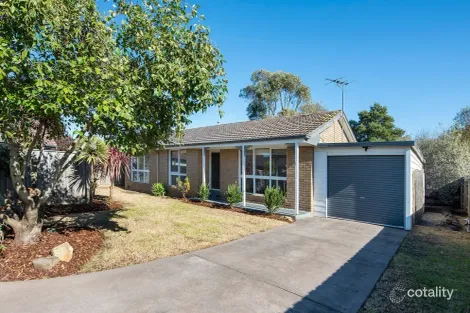 1/9 Macmeikan St, Whittlesea, VIC 3757