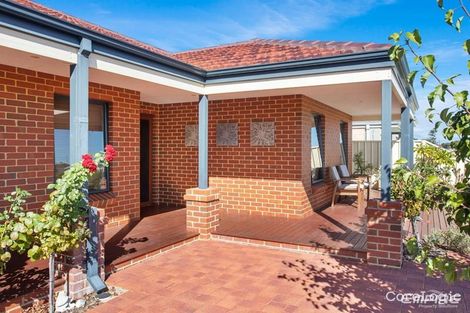 Property photo of 53 Coogee Road Lake Coogee WA 6166