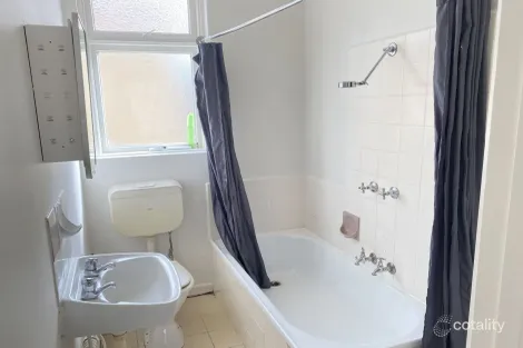 Property photo of 4/4 Fiona Court St Kilda VIC 3182