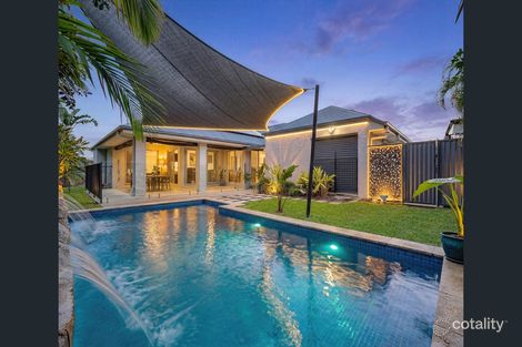 2 Lanier Cl, Oxenford, QLD 4210