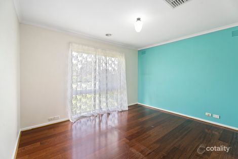 Property photo of 3 Mirboo Court Brookfield VIC 3338