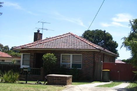 17 Kiewarra St, Kingsgrove, NSW 2208