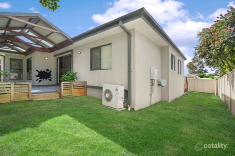 Property photo of 2/75 Largs Avenue Largs NSW 2320