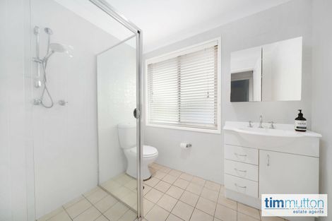 Property photo of 4 Zonnebeke Crescent Milperra NSW 2214