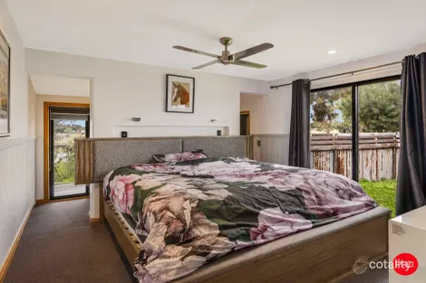 Property photo of 2 Hills Road Marong VIC 3515