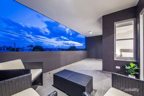 Property photo of 10/11 Besham Parade Wynnum QLD 4178