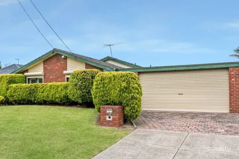24 Cockatoo Dr, Carrum Downs, VIC 3201
