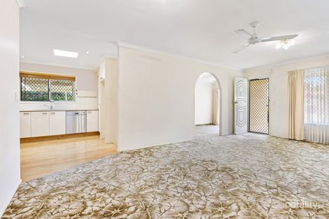 Property photo of 5 Koonwarra Street Labrador QLD 4215