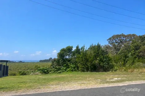 4 Timothy St, Macleay Island, QLD 4184