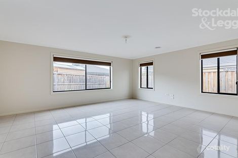 Property photo of 8 Sandover Street Doreen VIC 3754