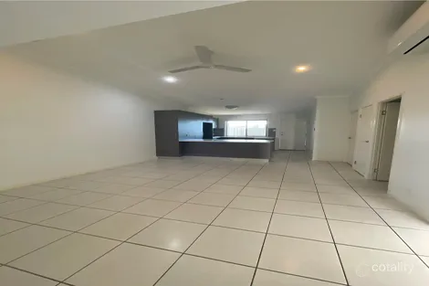 Property photo of 11/8 Hillcrest Street Emerald QLD 4720