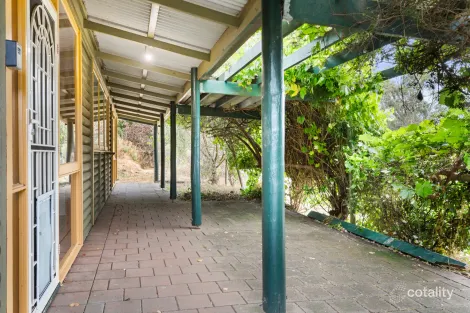 Property photo of 8 Orontes Avenue Bridgewater SA 5155