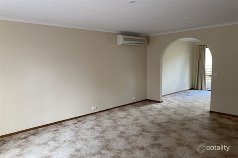 Property photo of 2/22 Hearn Street Drouin VIC 3818