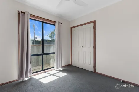 Property photo of 11 Hogarth Street Ardrossan SA 5571